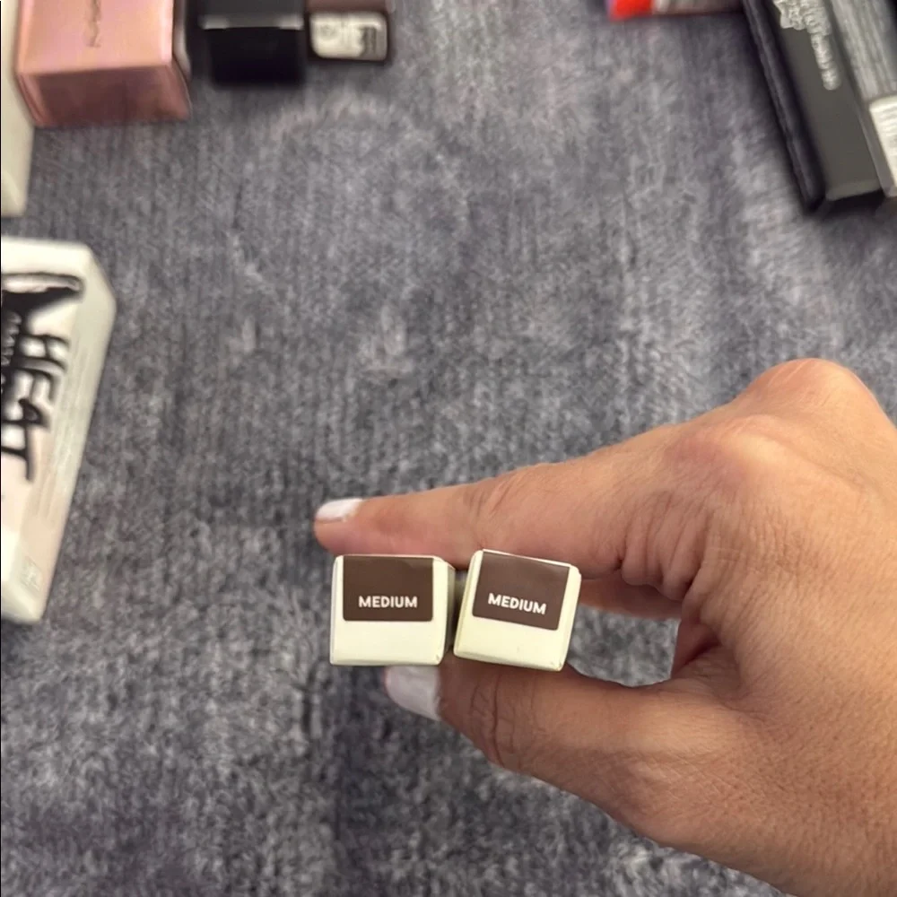 REFY Brow Pencil in medium - Picture 2 of 5